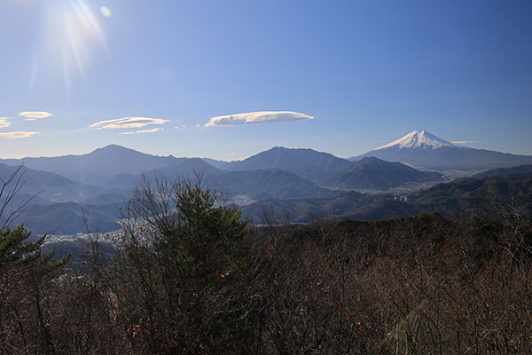 富士山と御正体山など