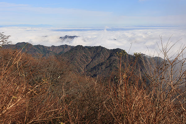 三峰山方面の眺め