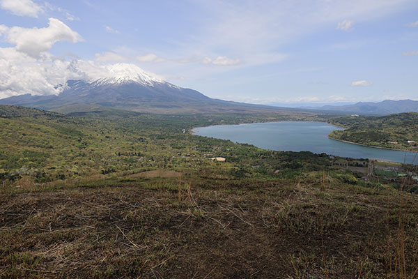 山中湖と富士山