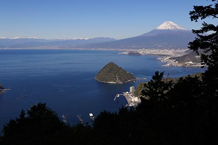 富士山、南アルプス、淡島など